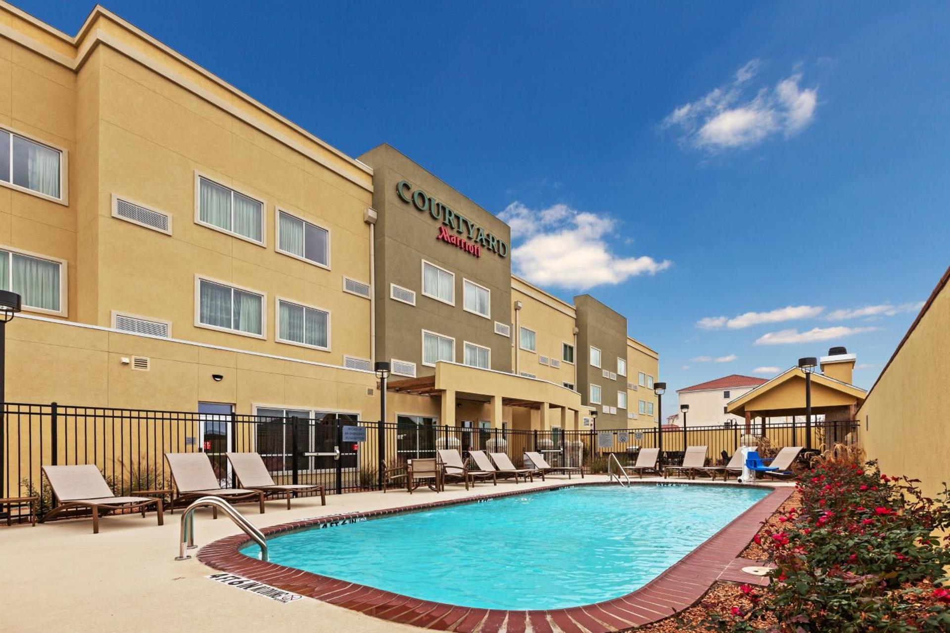 Courtyard by Marriott Odessa photo 22