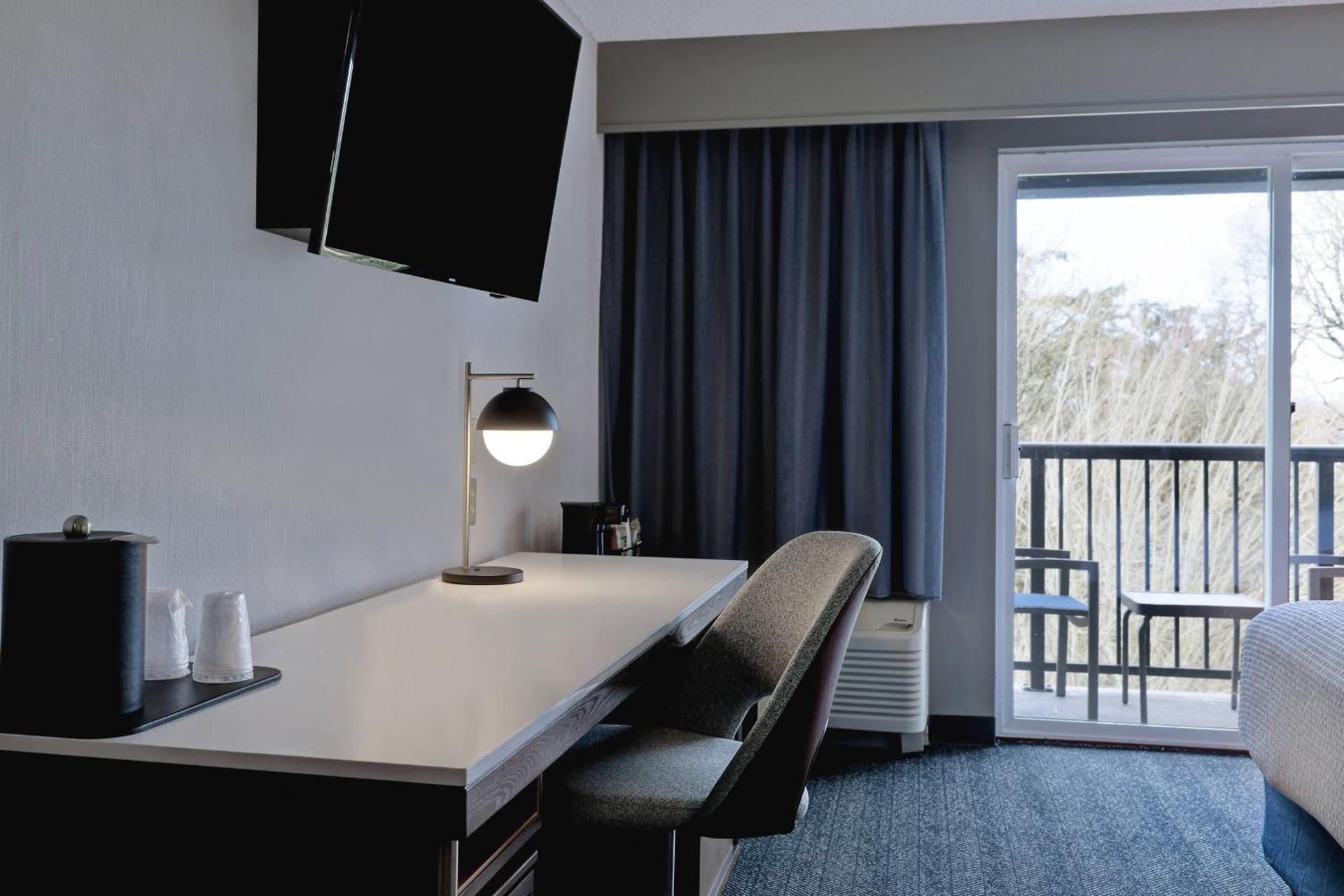 Courtyard by Marriott Portland Southeast/Clackamas photo 19