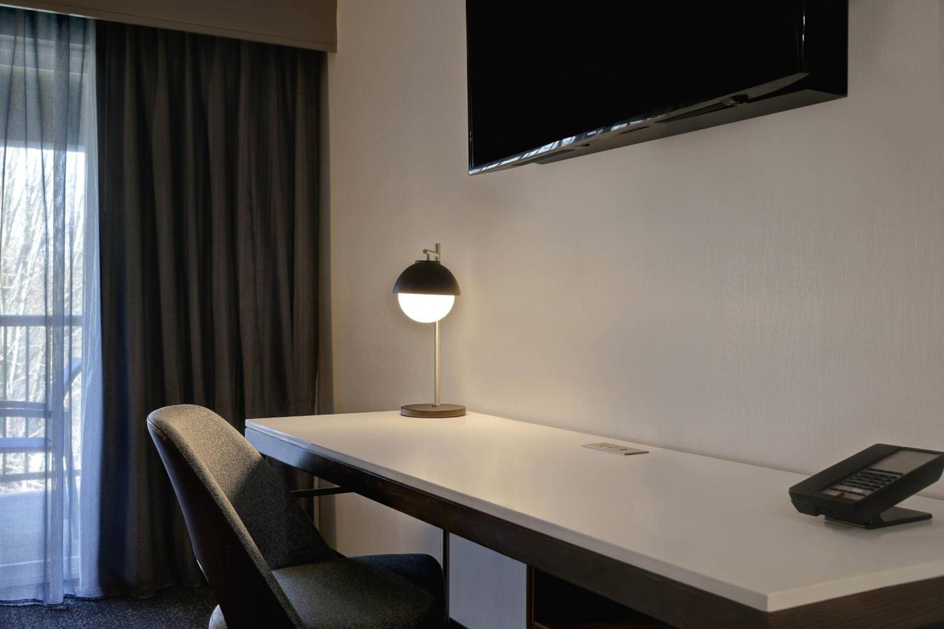 Courtyard by Marriott Portland Southeast/Clackamas photo 25