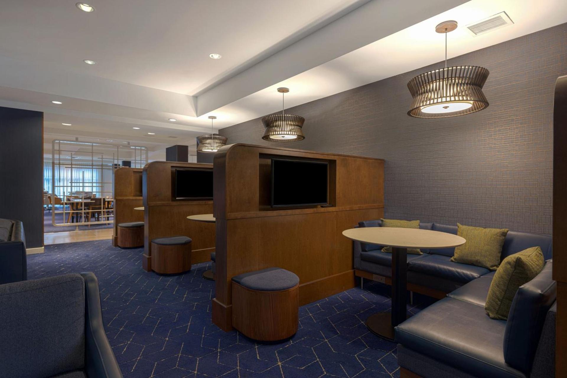 Courtyard by Marriott Portland Southeast/Clackamas photo 26