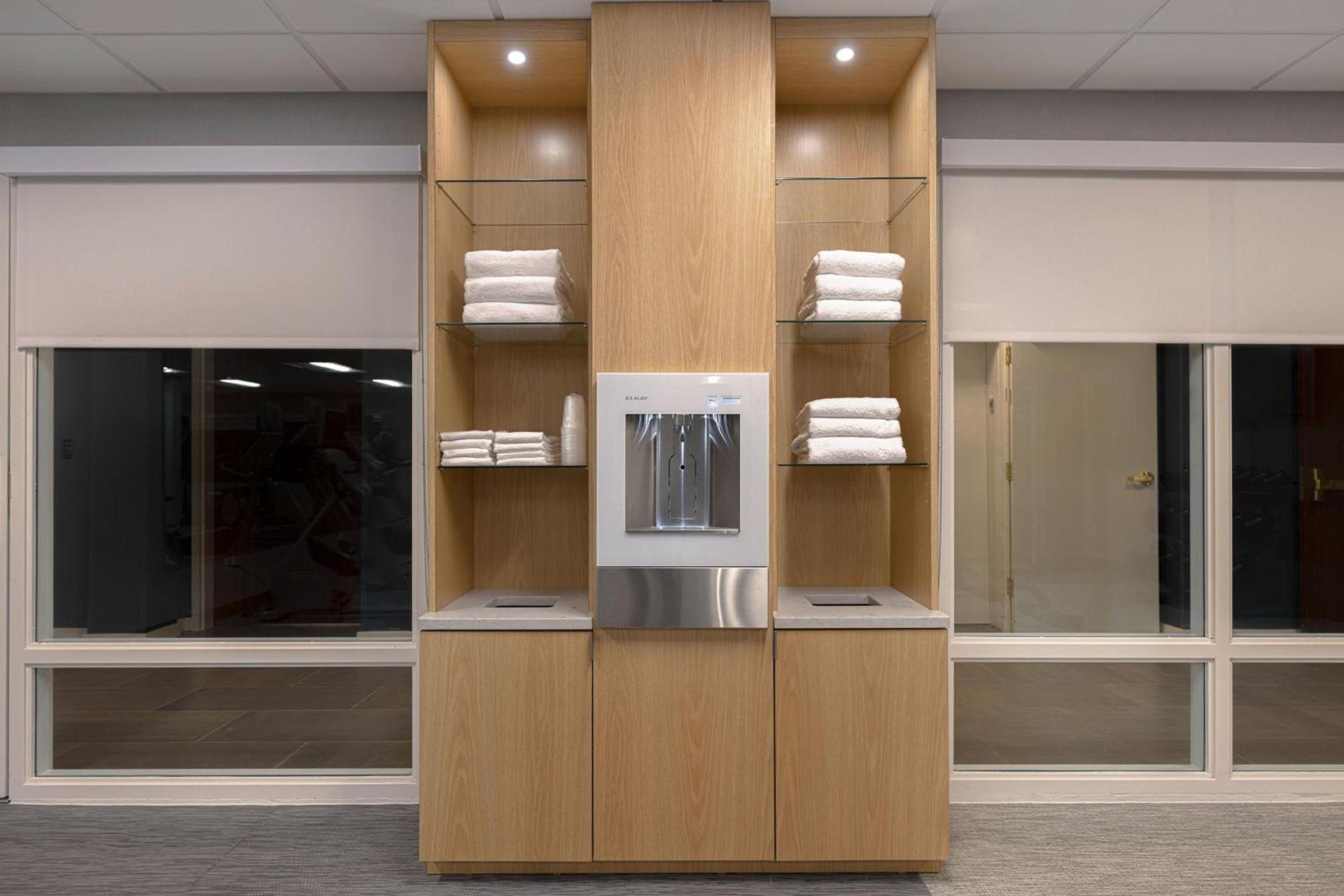 Courtyard by Marriott Portland Southeast/Clackamas photo 49