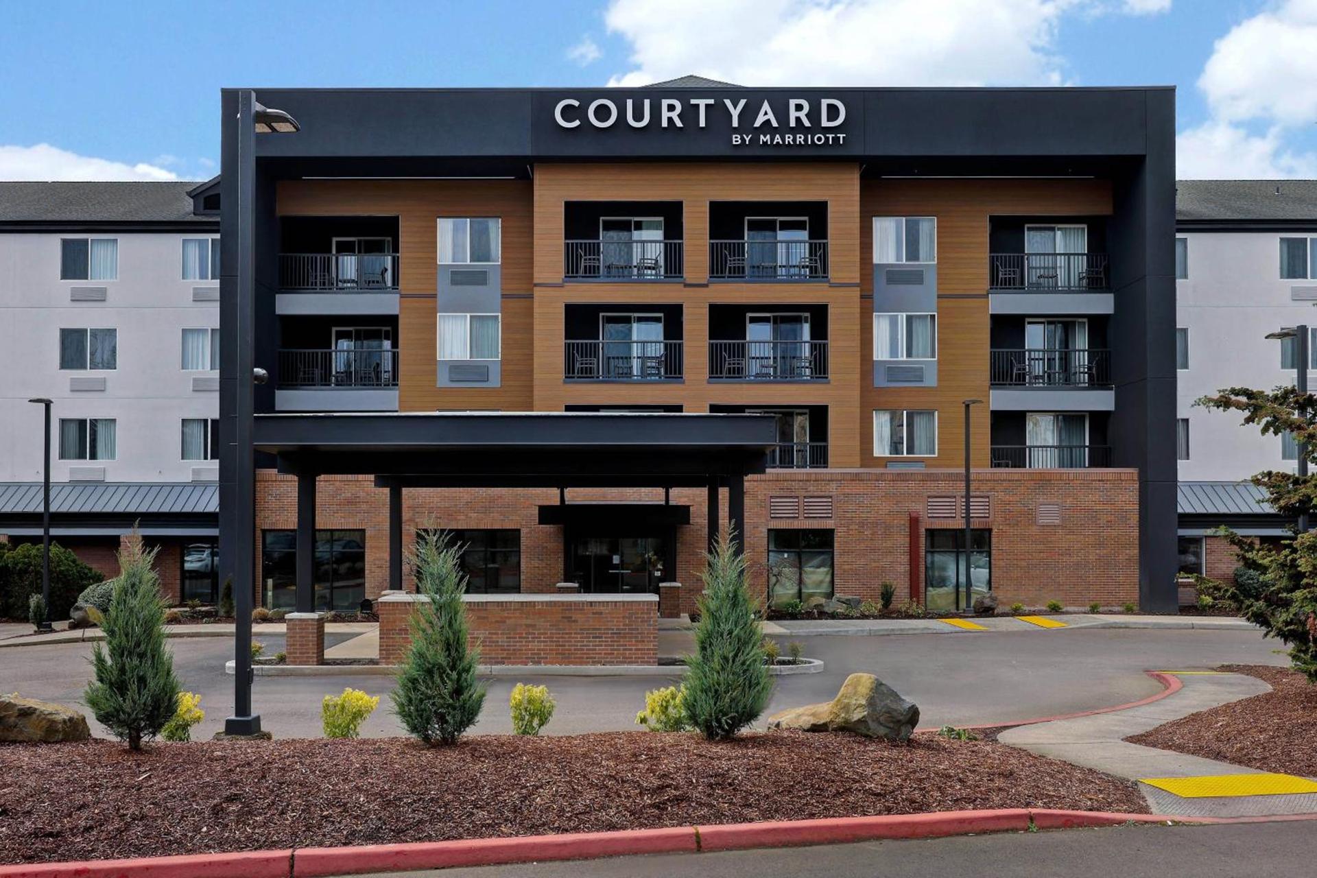 Courtyard by Marriott Portland Southeast/Clackamas photo 6