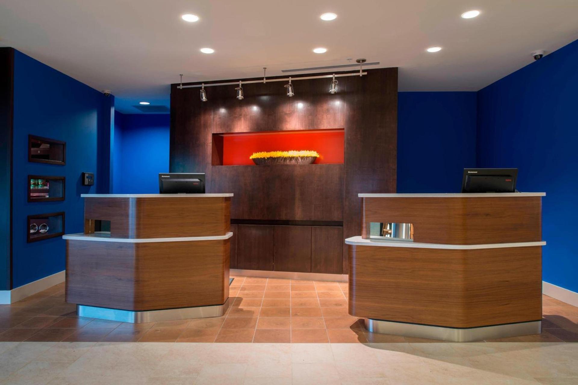 Courtyard by Marriott Columbus photo 2
