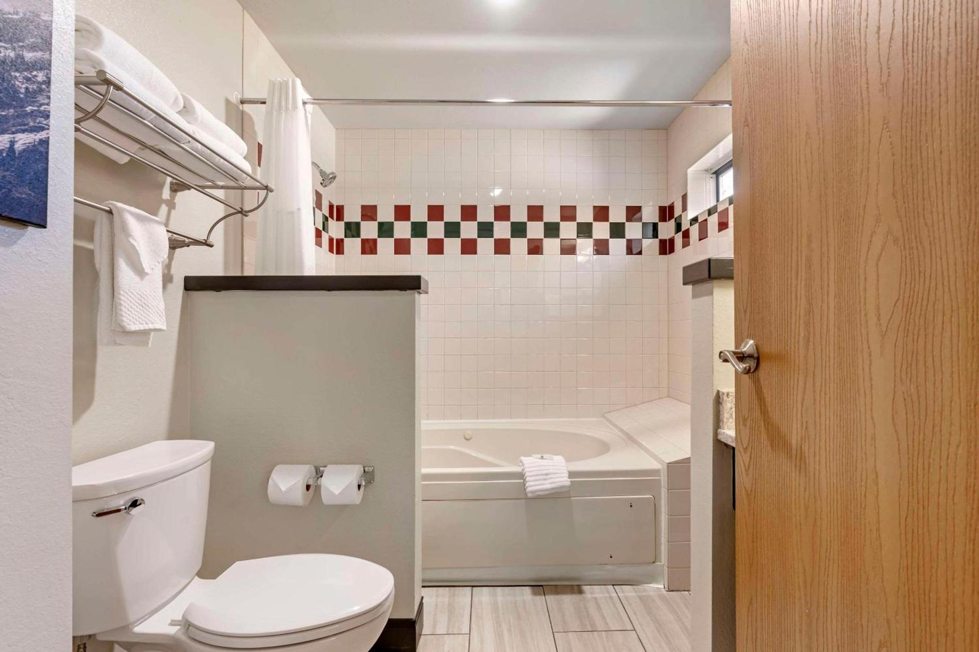 Quality Inn Red Lodge Gateway To Yellowstone photo 28