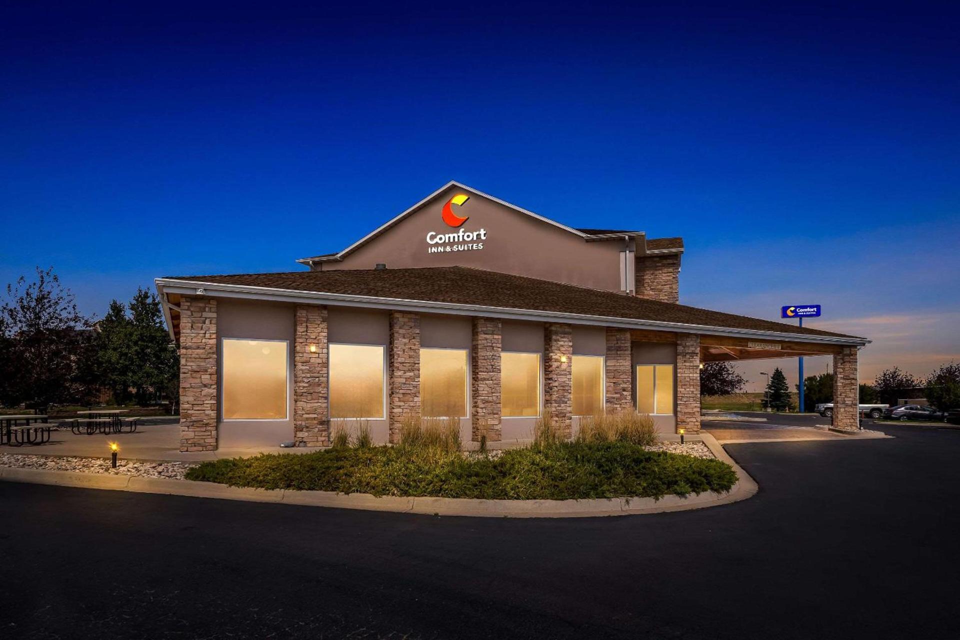 Comfort Inn & Suites Near University of Wyoming photo 3