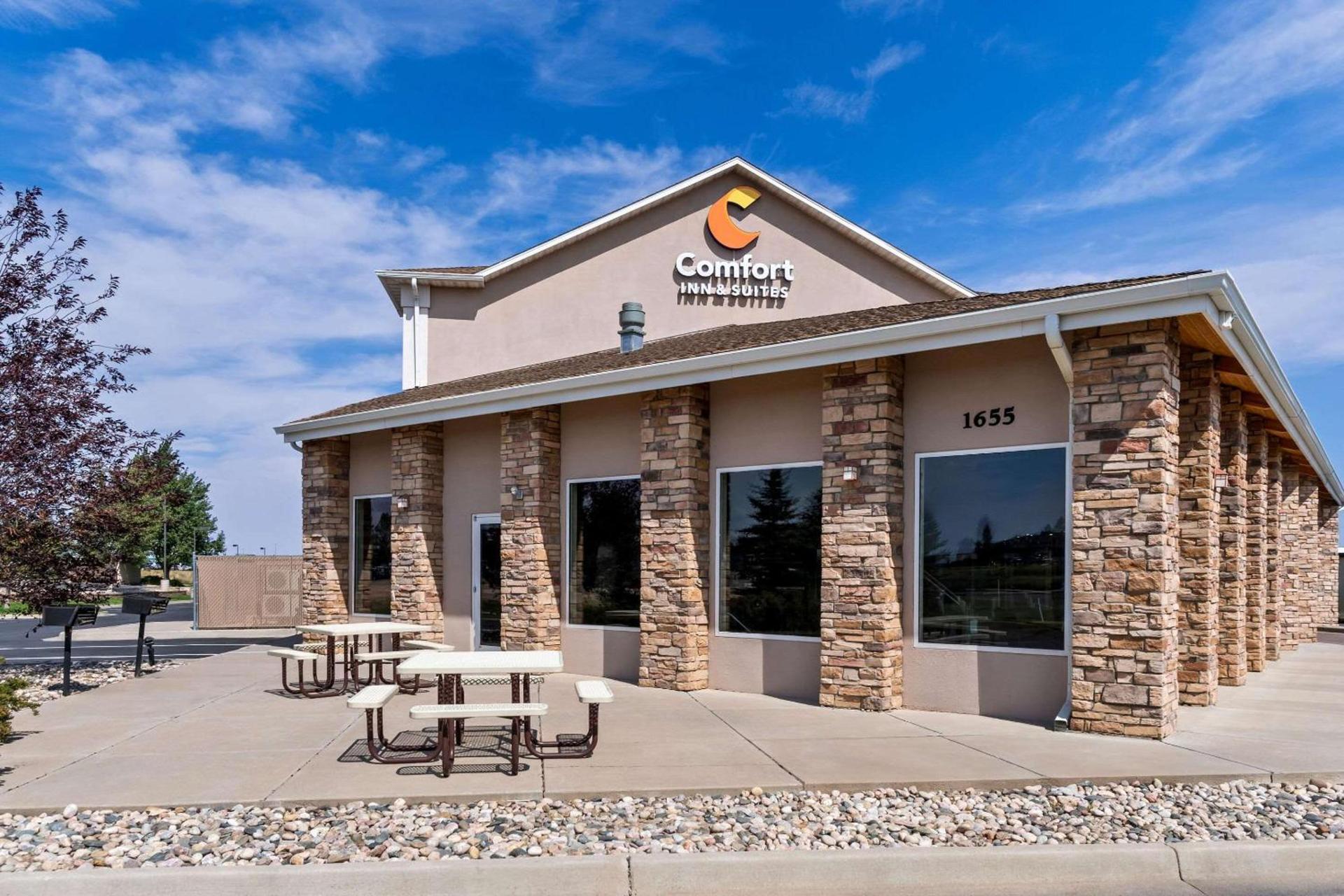 Comfort Inn & Suites Near University of Wyoming photo 2