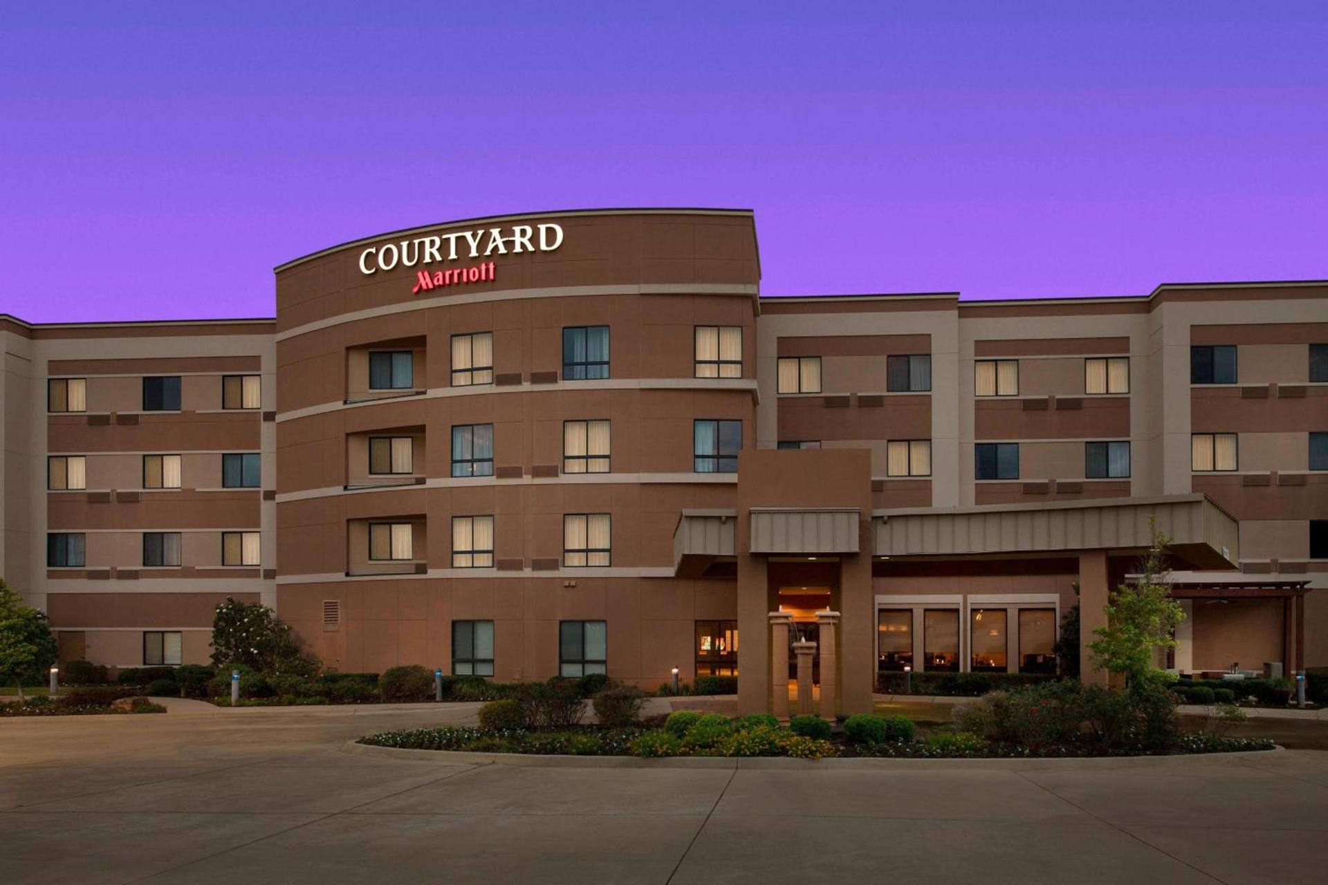 Courtyard by Marriott Tyler photo 2