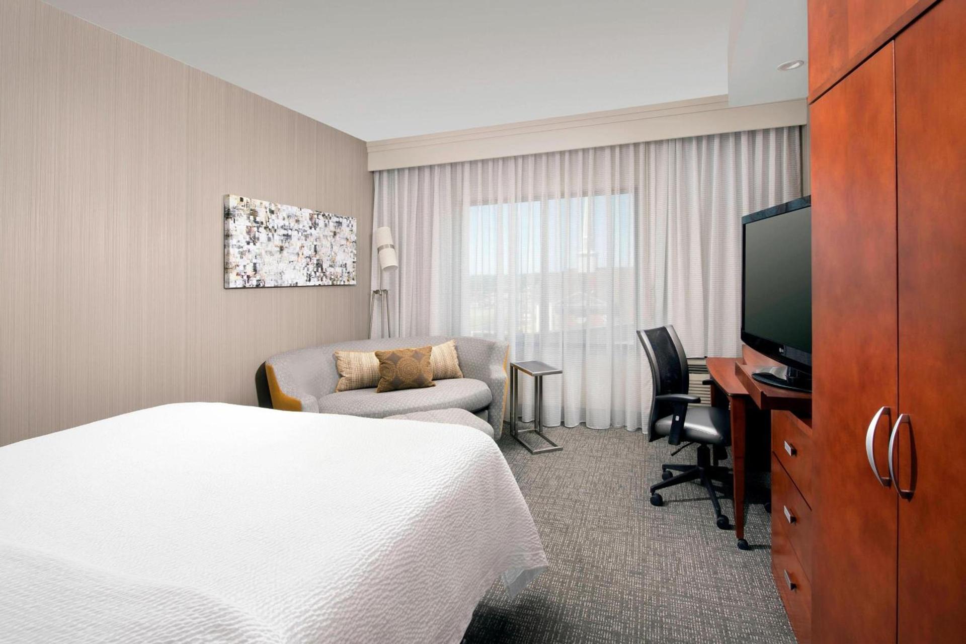 Courtyard by Marriott Tyler photo 7