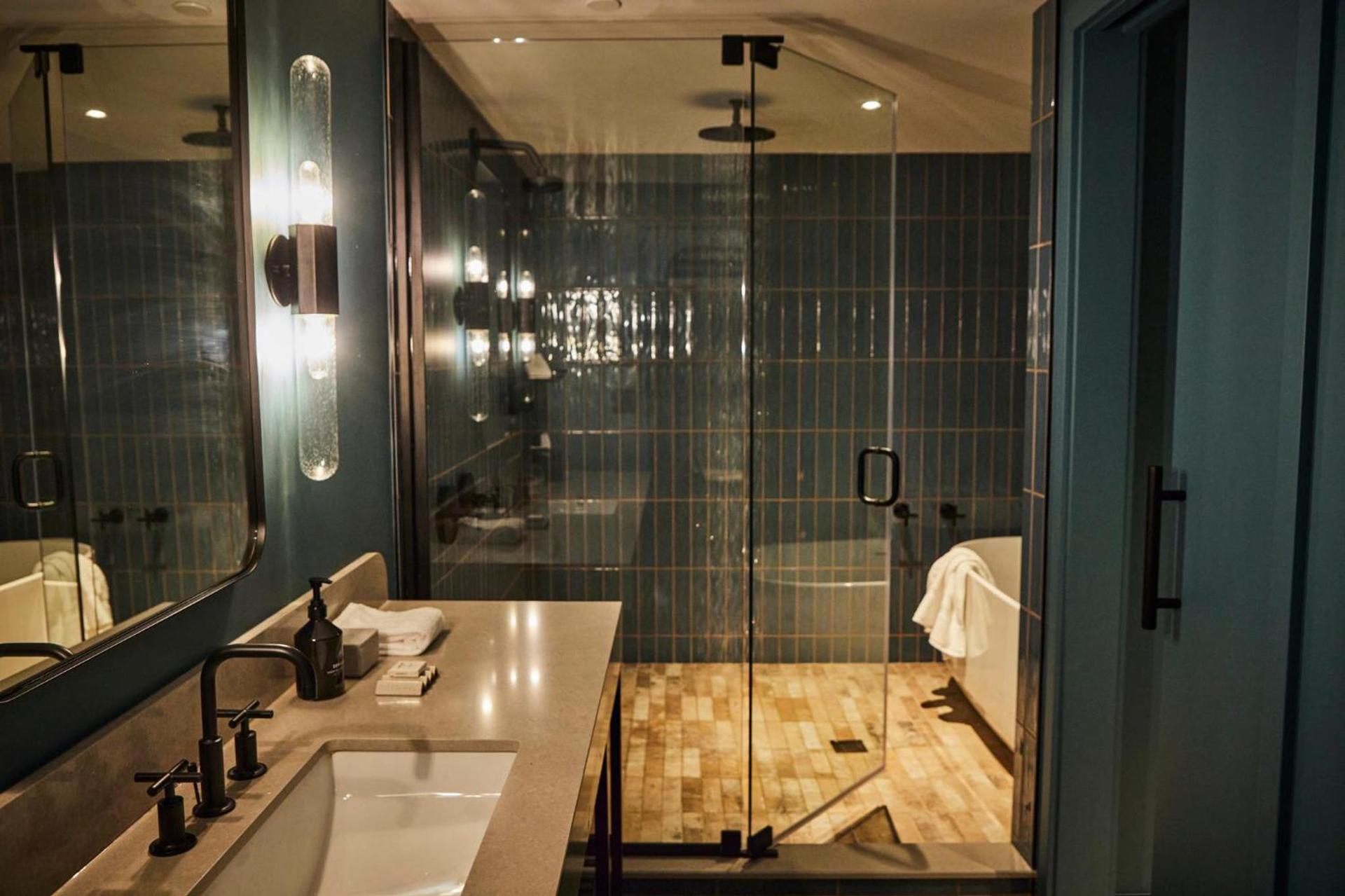 The Junto Hotel photo 90