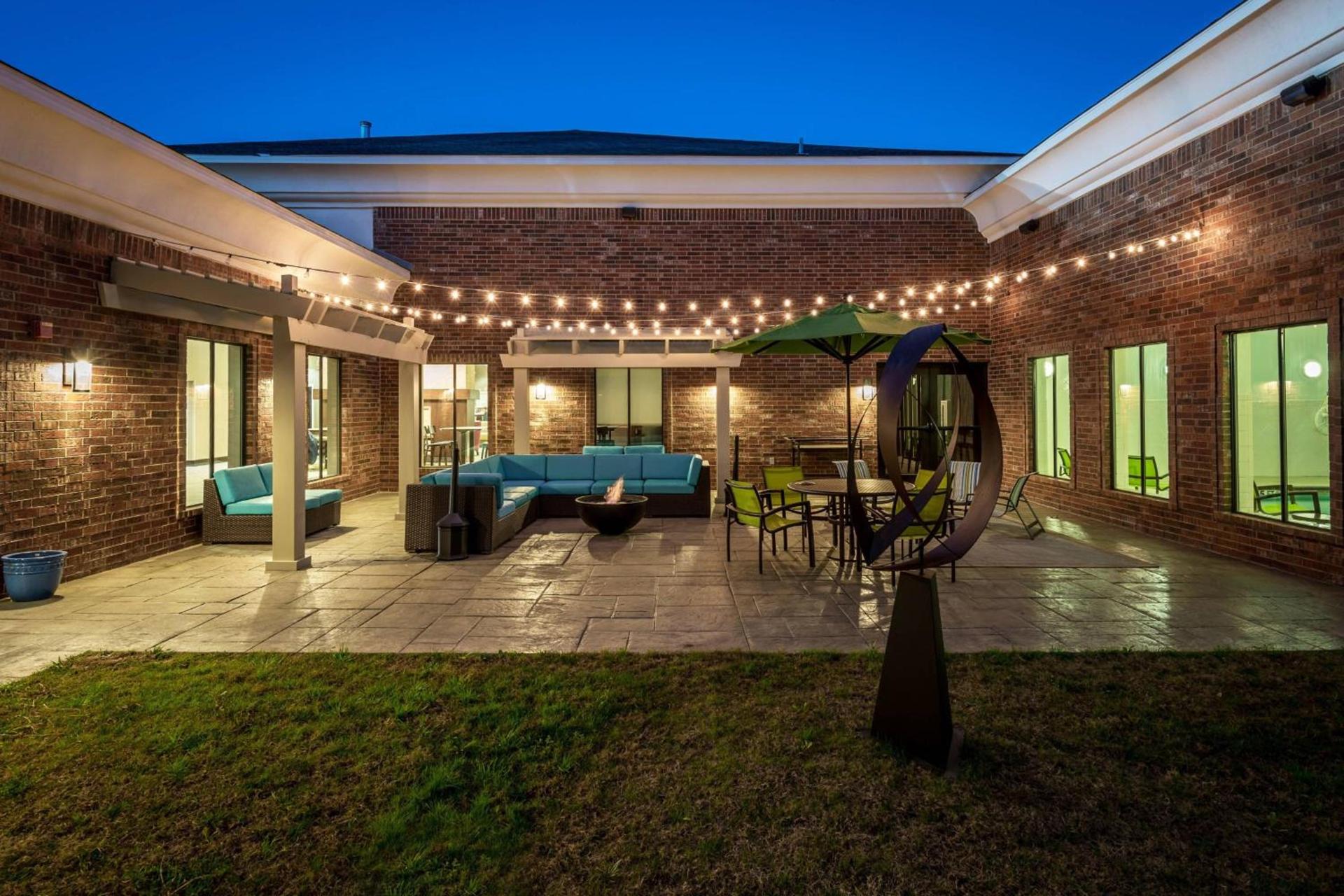 SpringHill Suites by Marriott Denton photo 8