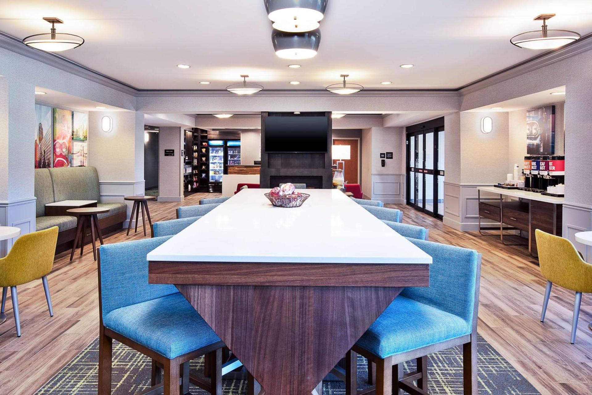 Hampton Inn Detroit - Shelby Township photo 6