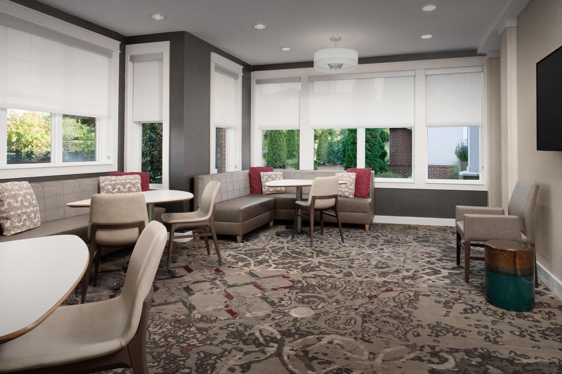 Residence Inn by Marriott Greensboro Airport photo 26