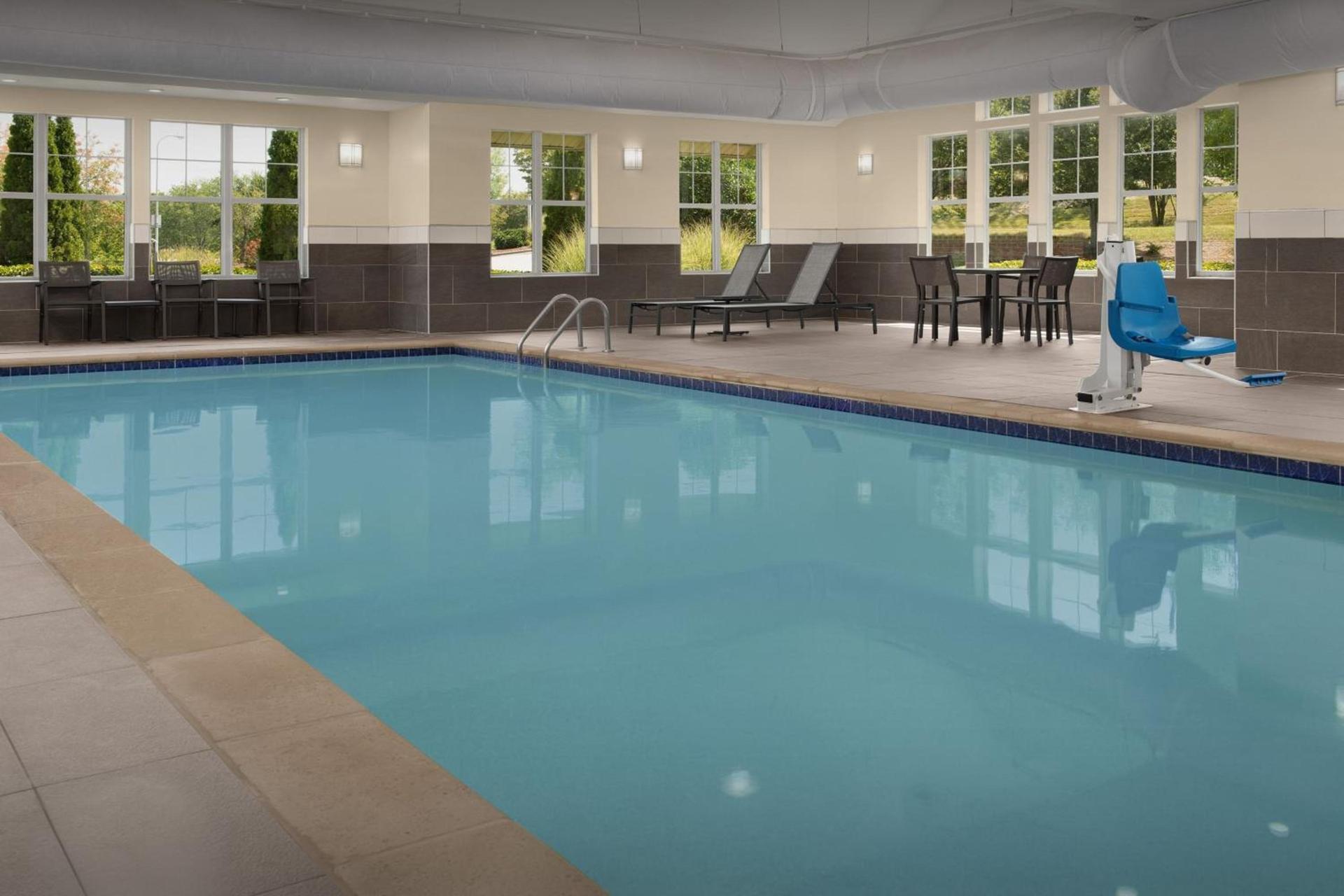 Residence Inn by Marriott Greensboro Airport photo 35