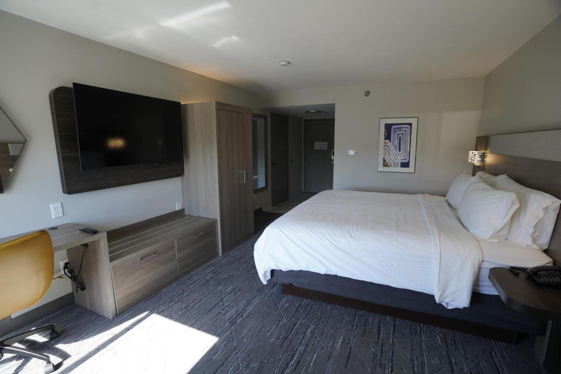 Holiday Inn Express La Junta by IHG photo 5