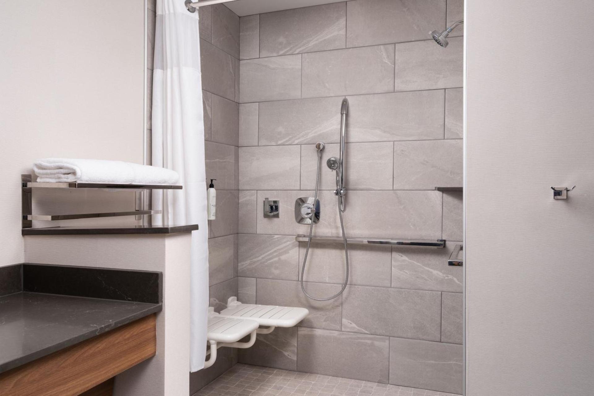 Fairfield by Marriott Inn & Suites Waycross photo 14