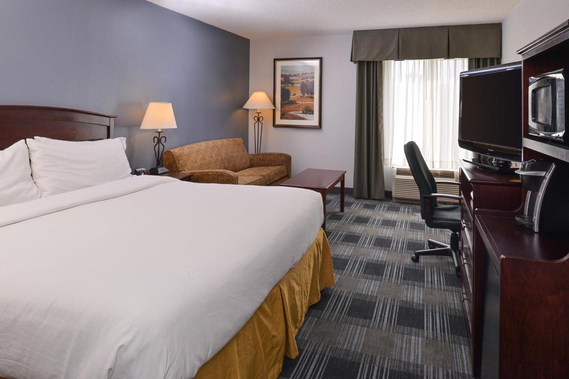 Holiday Inn Express La Junta by IHG photo 28