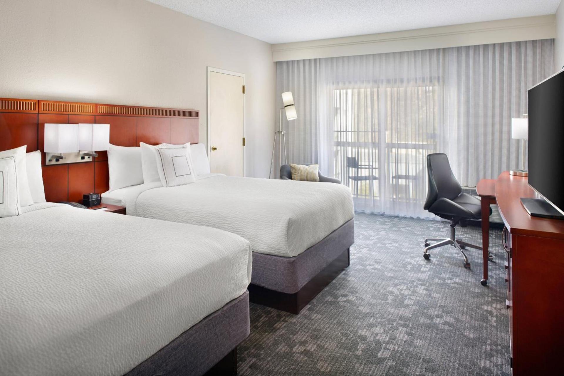 Courtyard by Marriott Perimeter Center photo 6