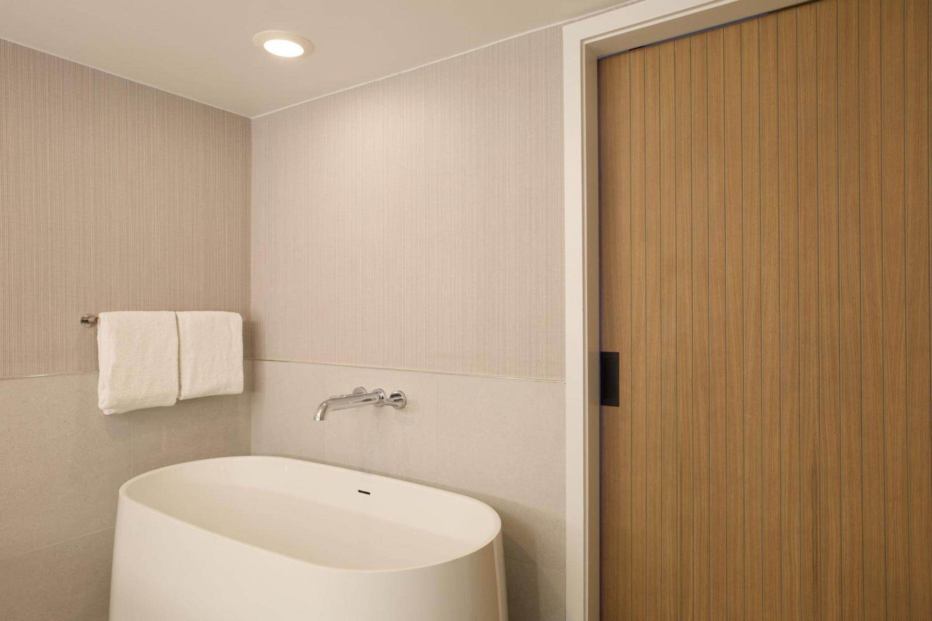 Marriott Long Beach Downtown photo 93