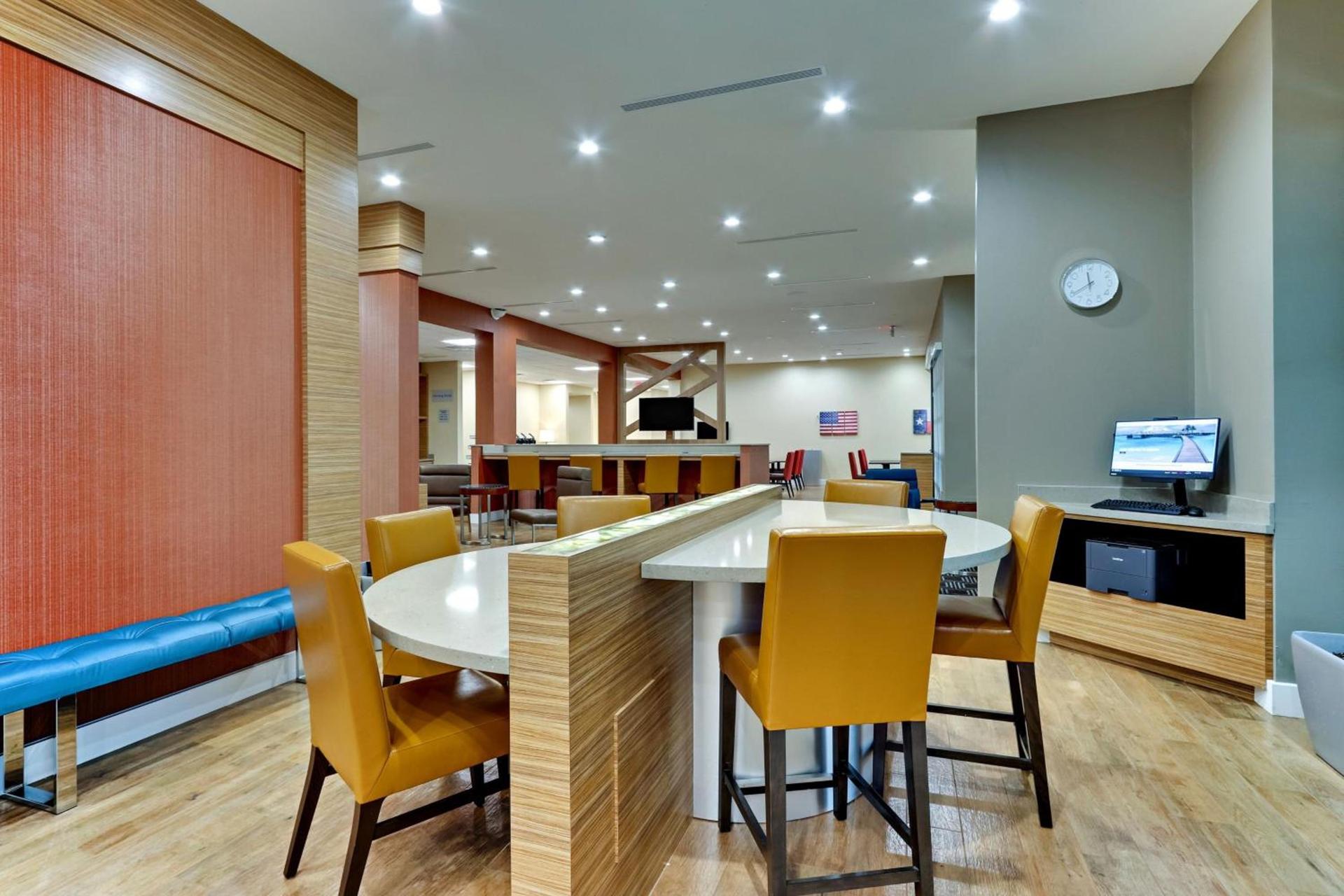 TownePlace Suites by Marriott Houston Northwest Beltway 8 photo 13
