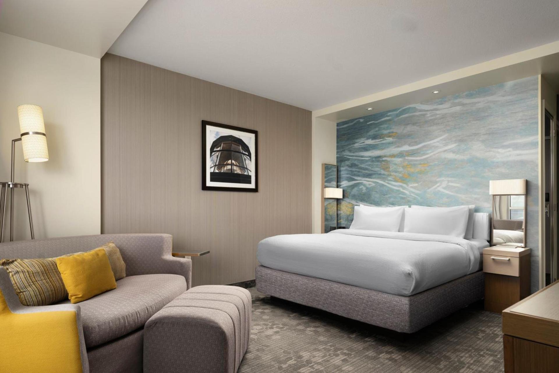 Courtyard by Marriott Erie Bayfront photo 16