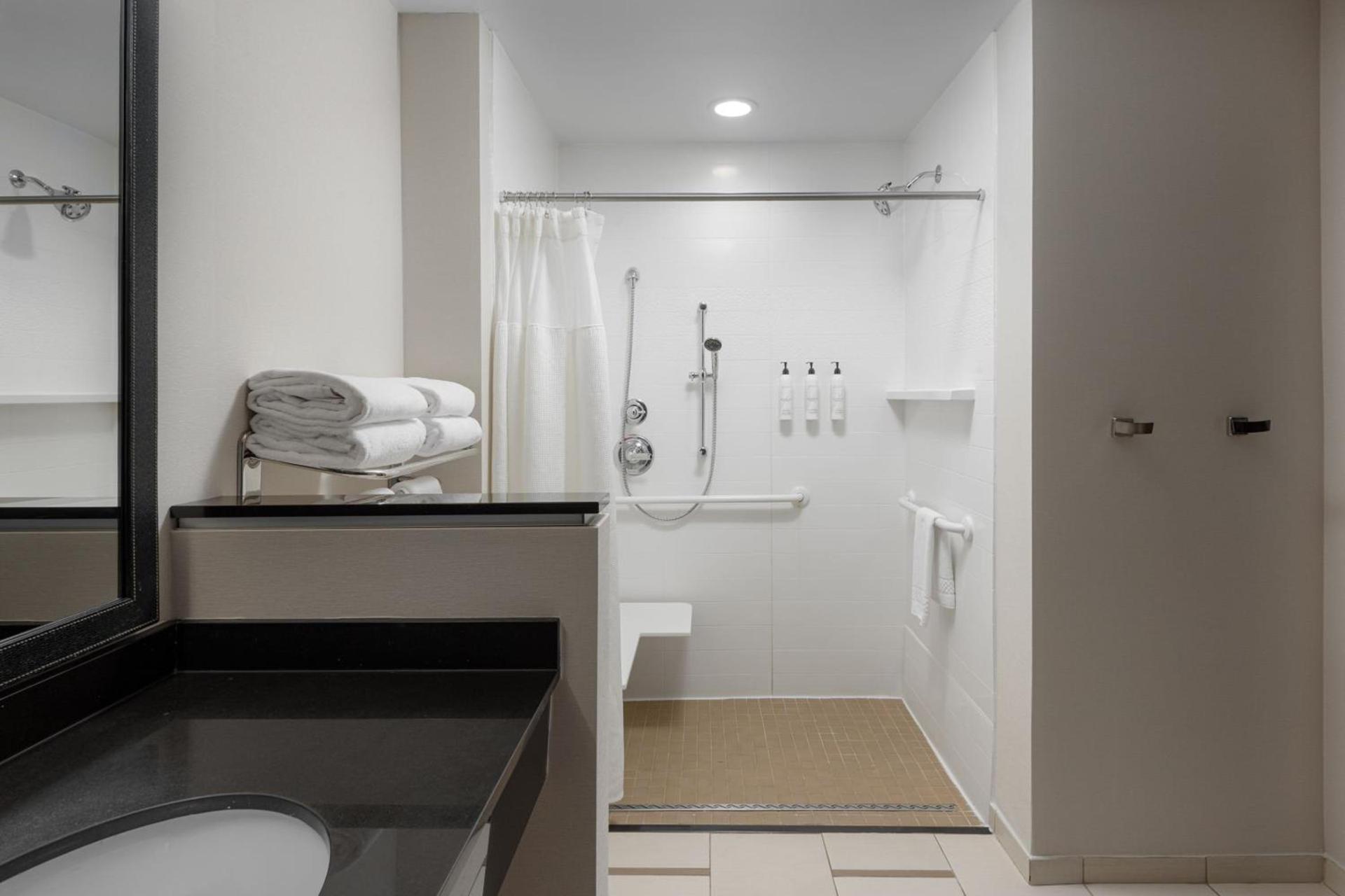 Fairfield Inn & Suites by Marriott Columbia photo 11