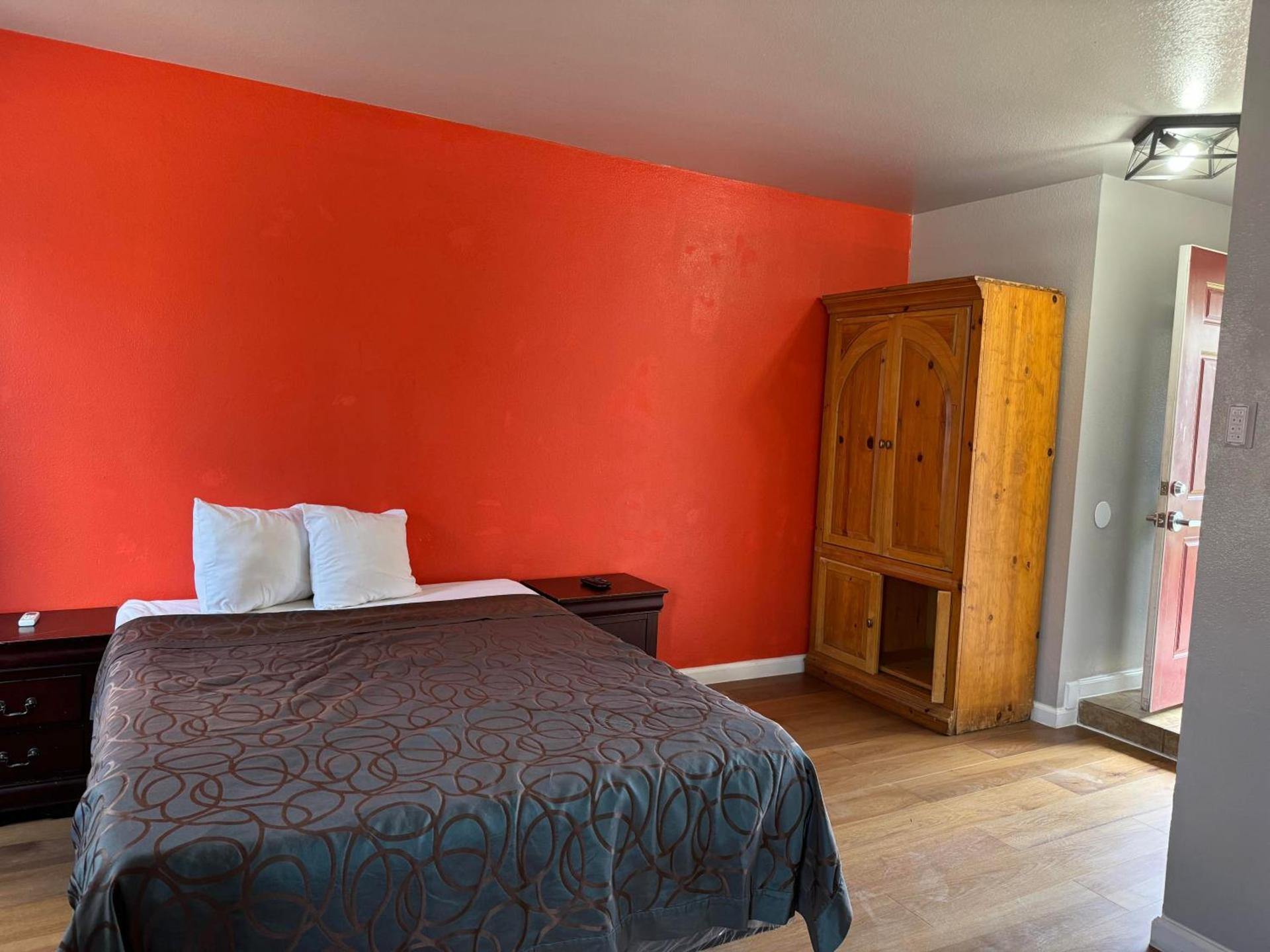 Coalinga Motel photo 15