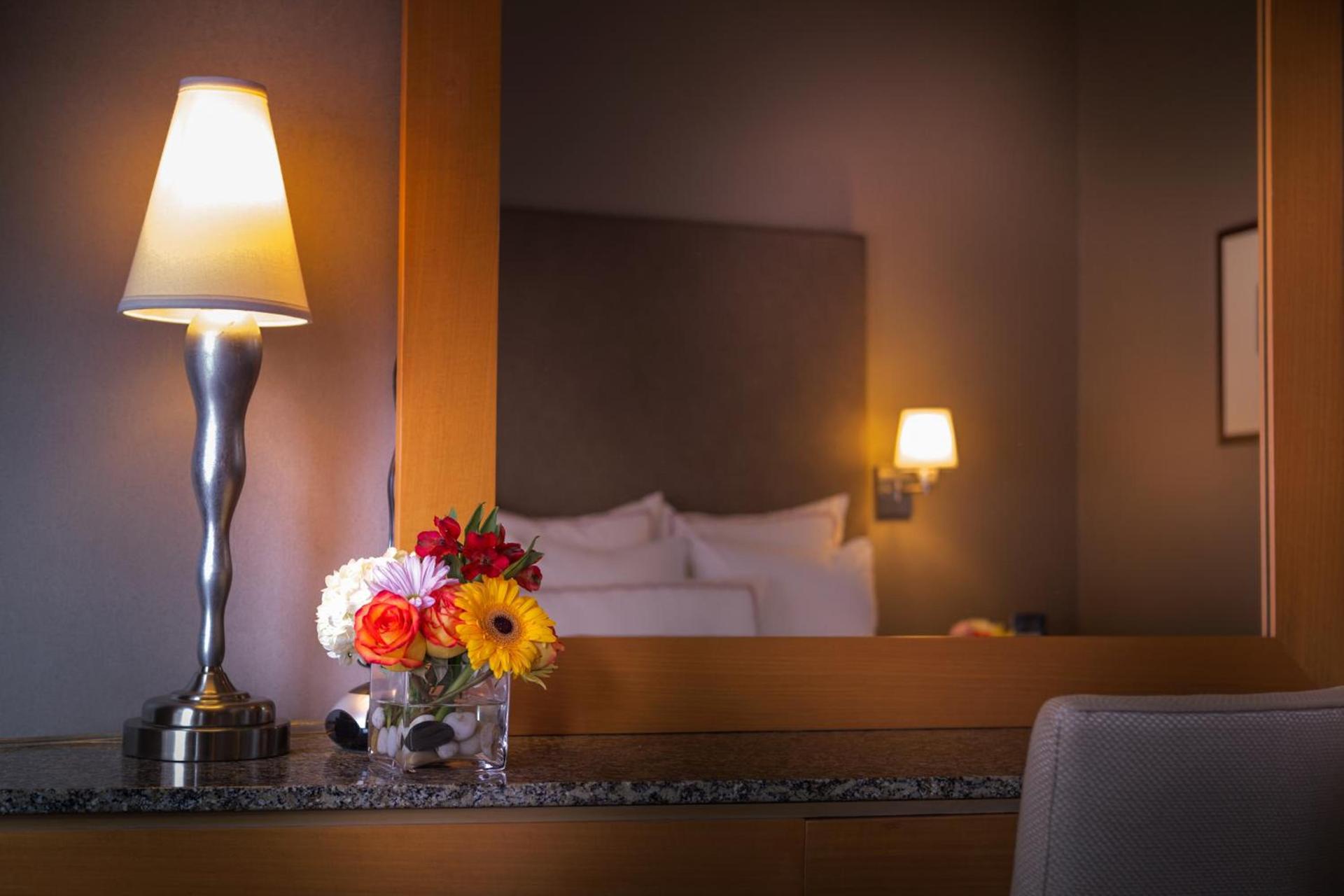Hotel Giraffe by Library Hotel Collection photo 43