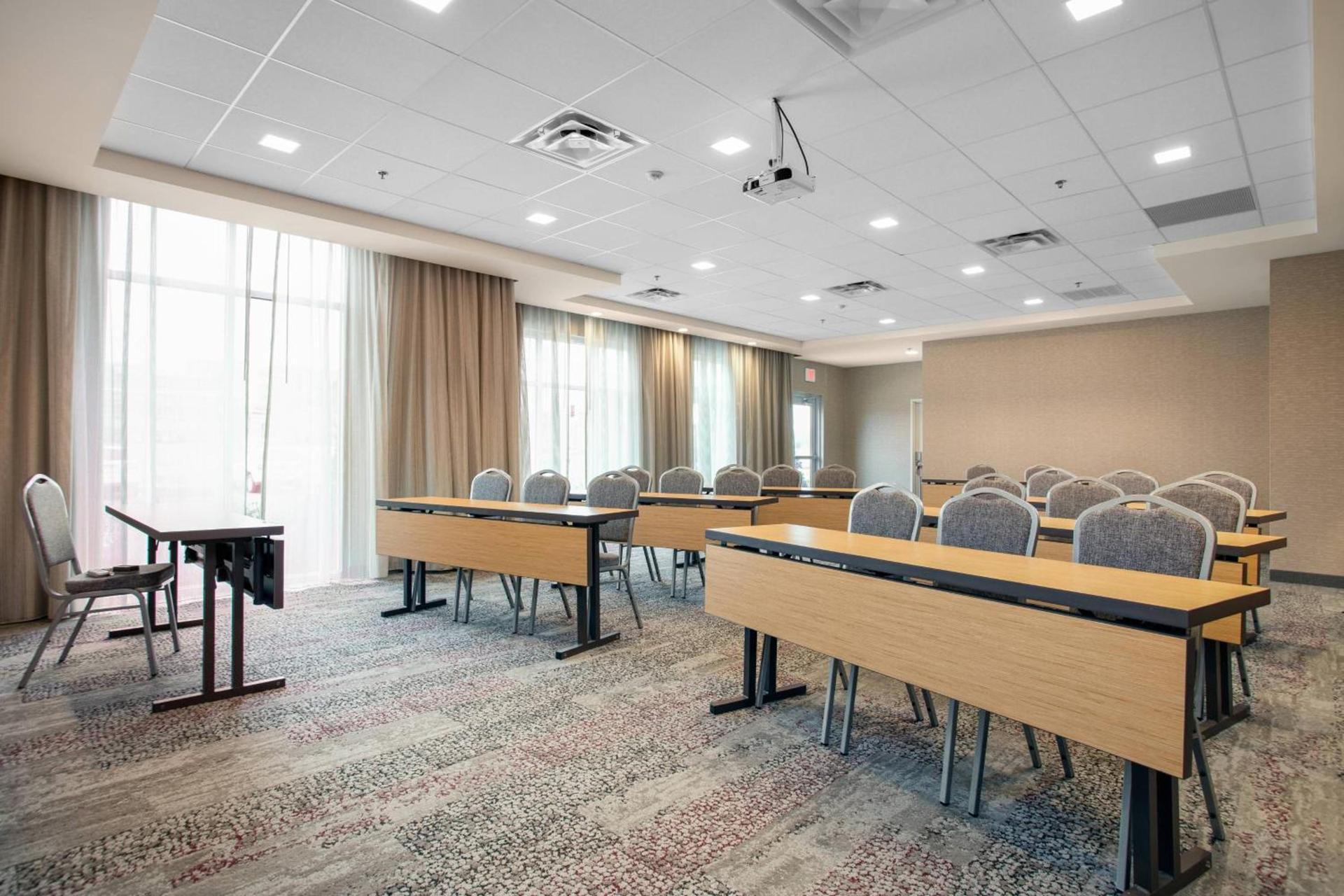 Courtyard by Marriott Jonesboro photo 24