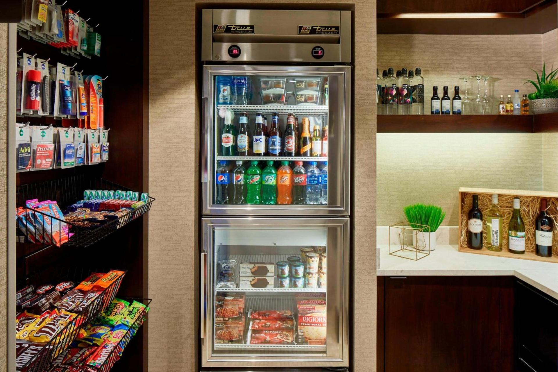 Courtyard by Marriott Albany Thruway photo 18