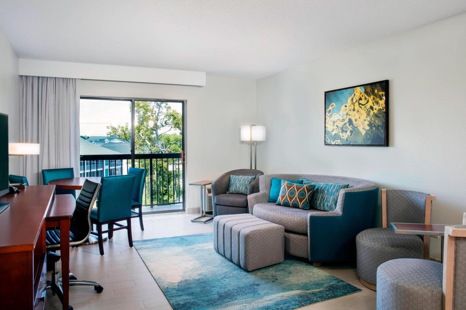 Courtyard by Marriott Myrtle Beach Barefoot Landing photo 14