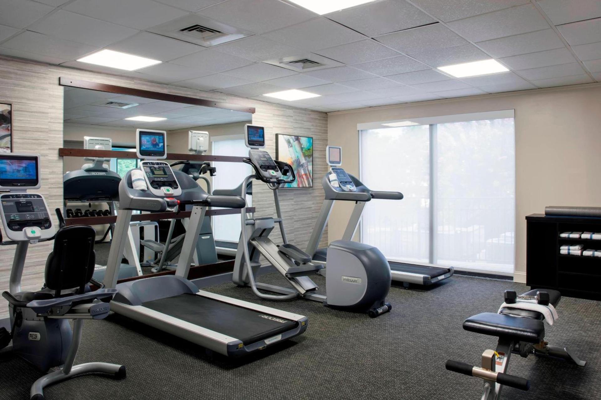 Courtyard by Marriott Myrtle Beach Barefoot Landing photo 28