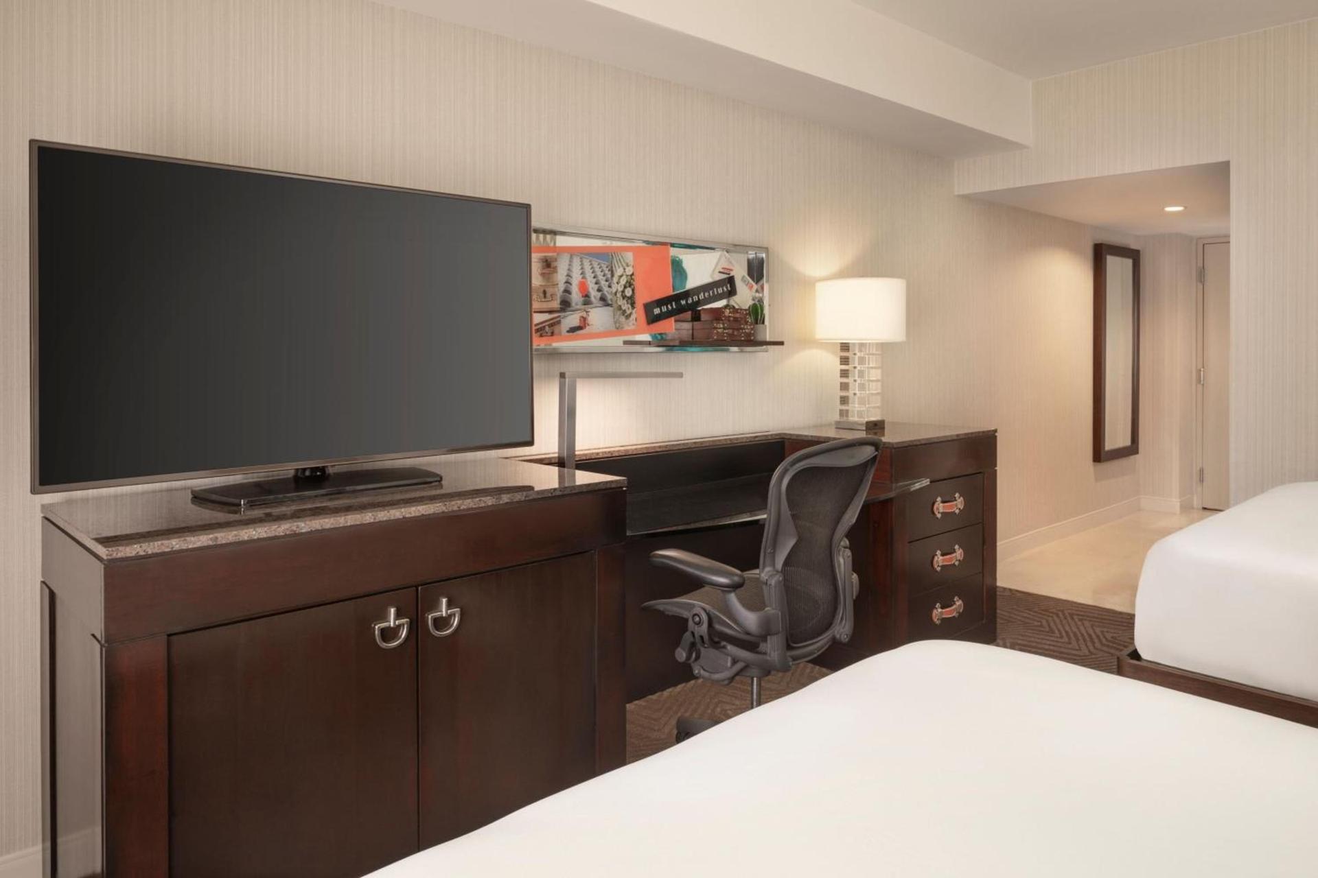 Renaissance Phoenix Downtown Hotel photo 11