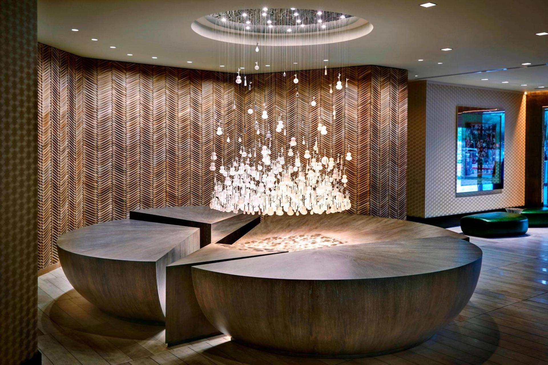 Renaissance Phoenix Downtown Hotel photo 5