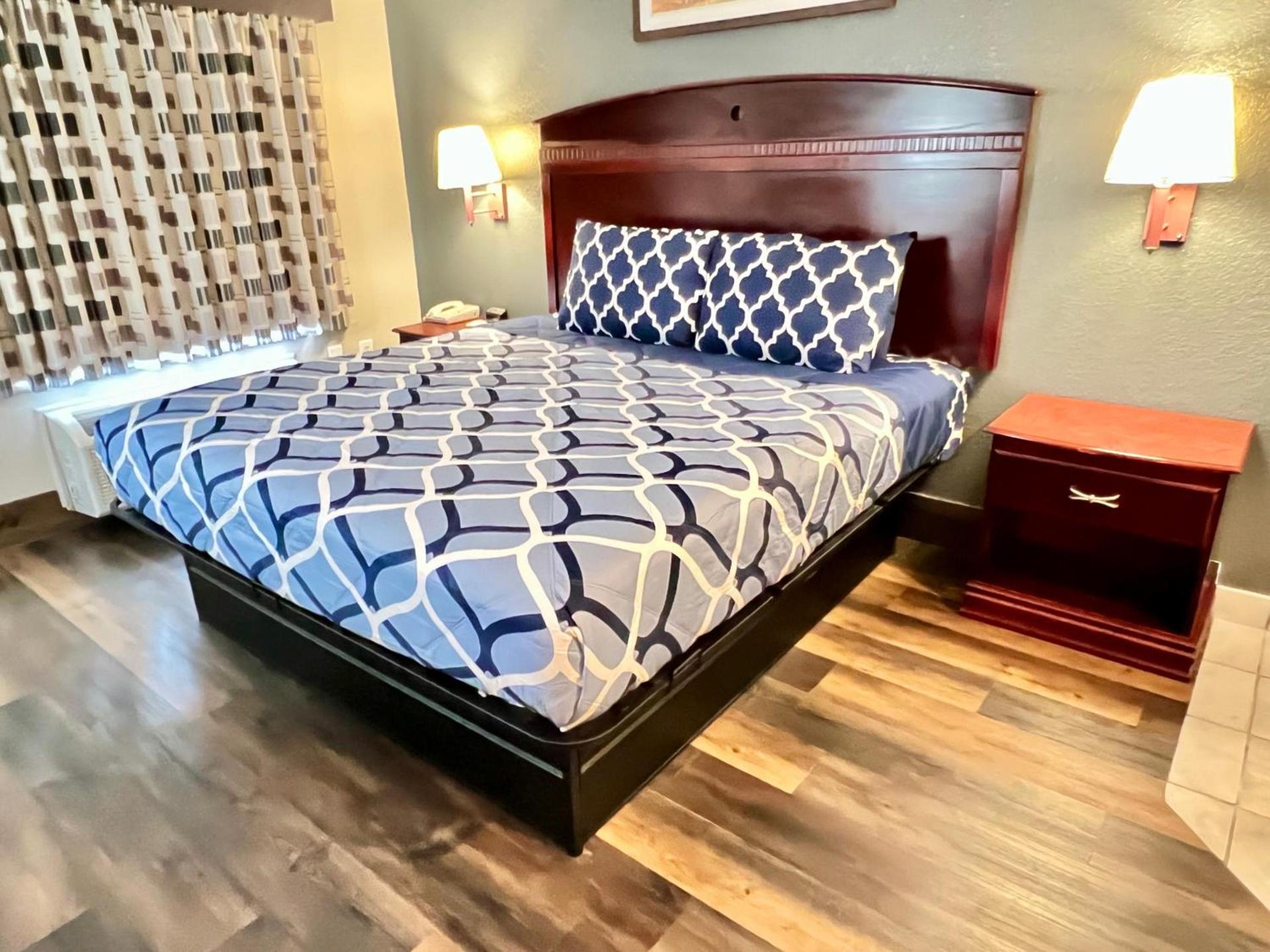 Magnolia Inn and Suites photo 16
