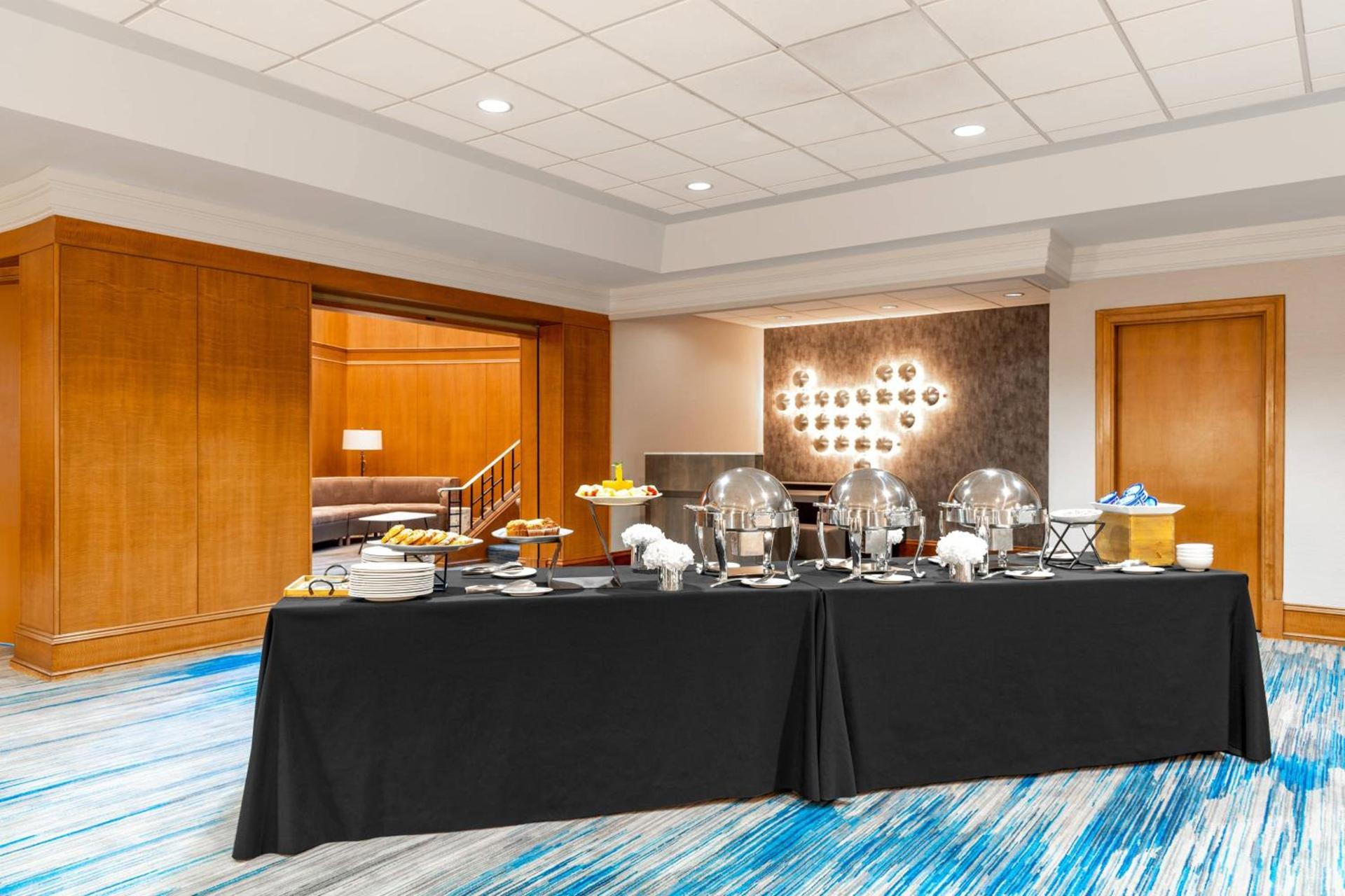 Courtyard by Marriott Chicago at Medical District-UIC photo 72