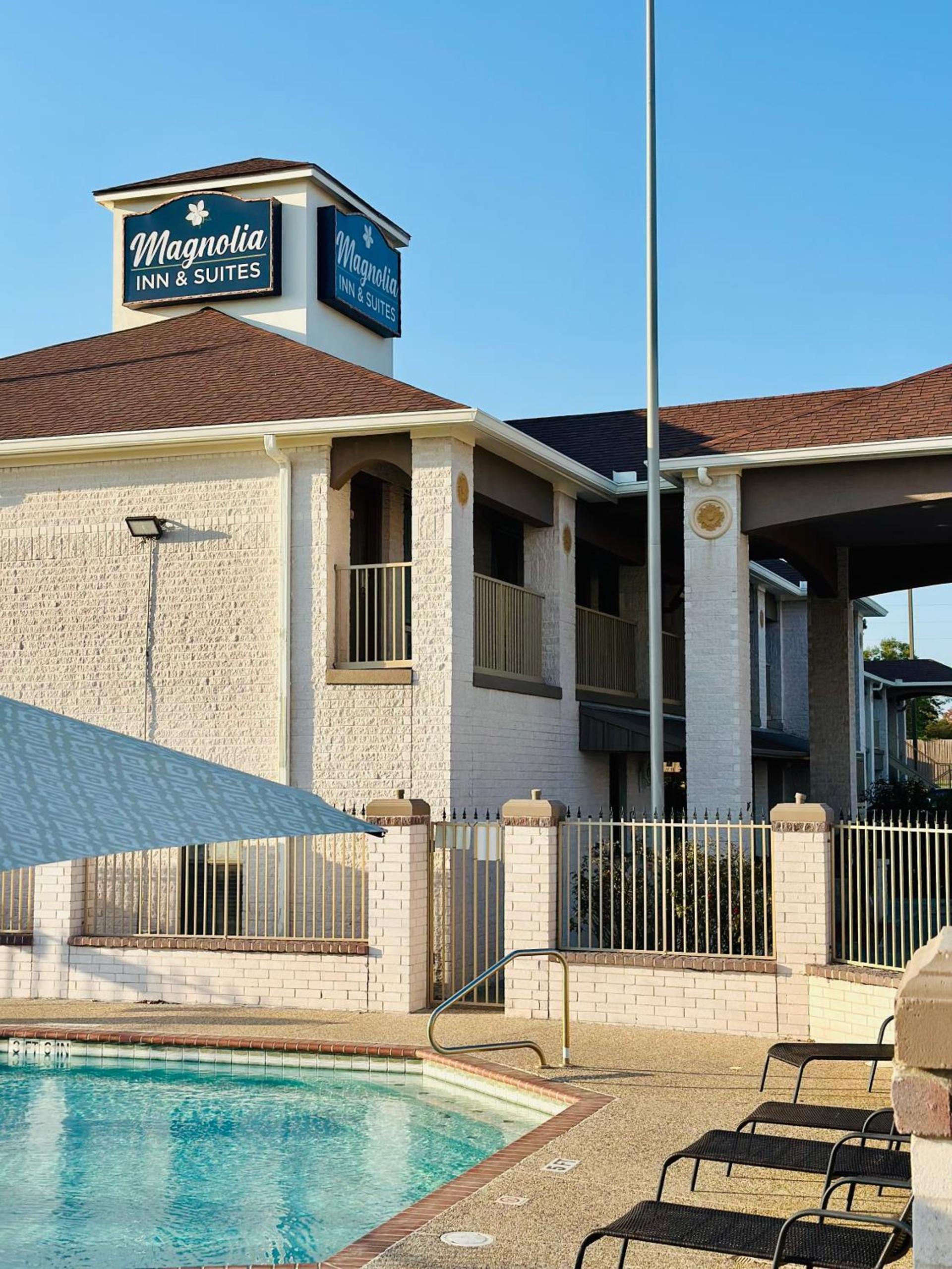 Magnolia Inn and Suites photo 3