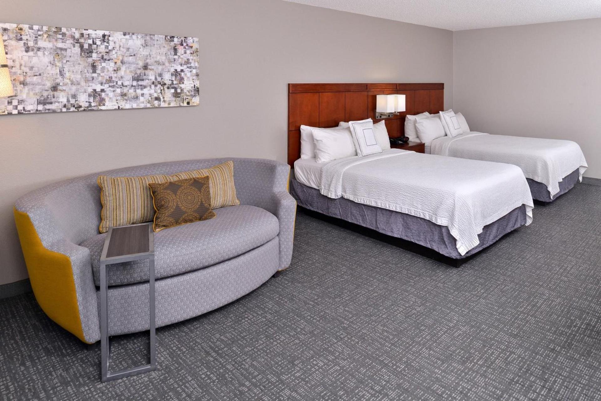 Courtyard by Marriott Laredo photo 11