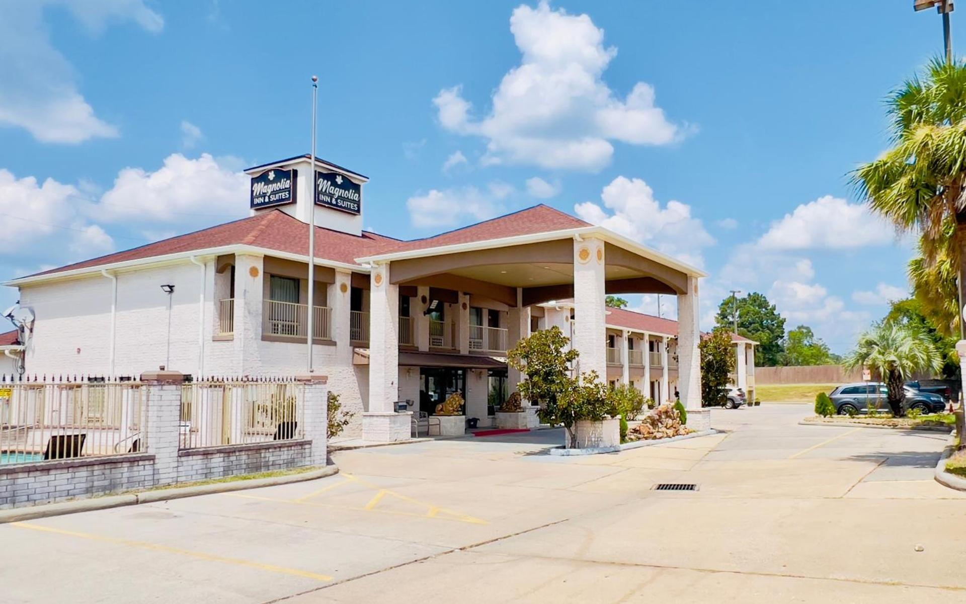 Magnolia Inn and Suites photo 2