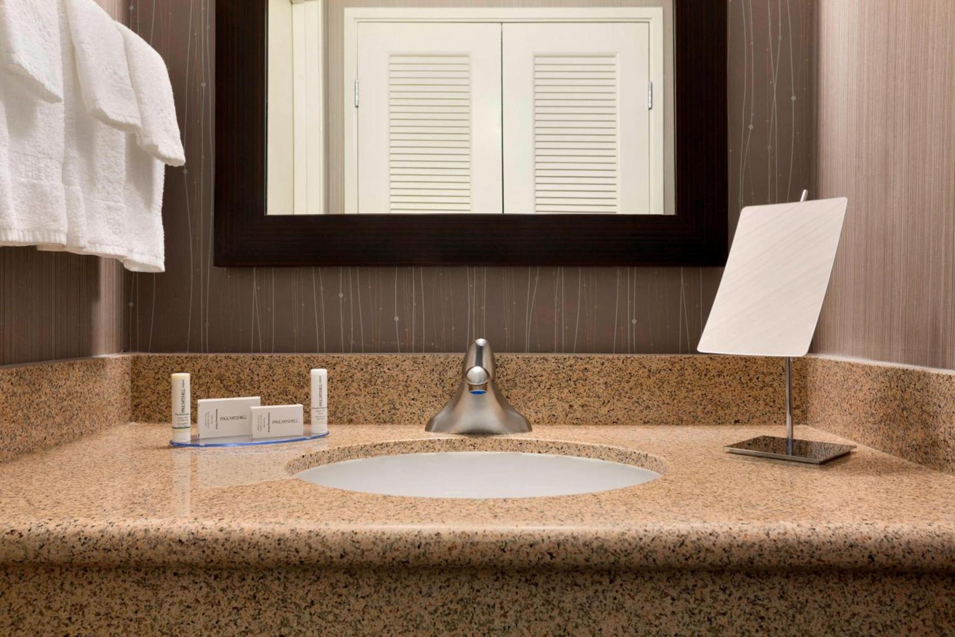 Courtyard by Marriott Champaign photo 15