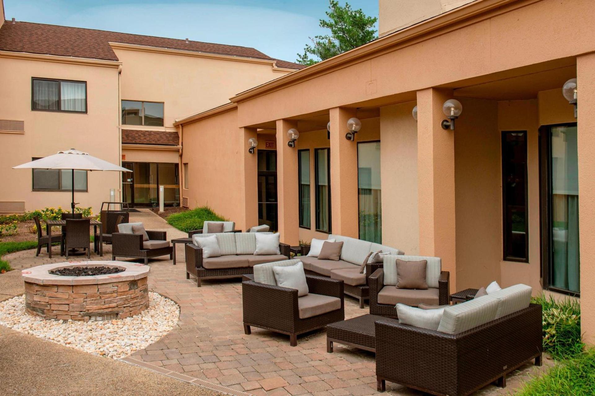 Courtyard by Marriott Rockville photo 4