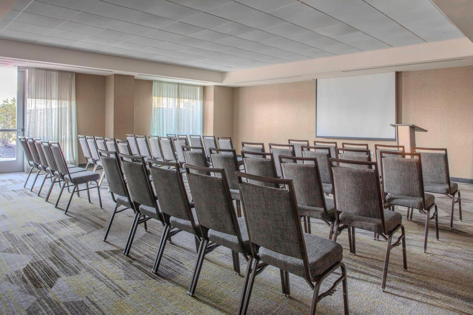 Courtyard by Marriott Yonkers Westchester County photo 27