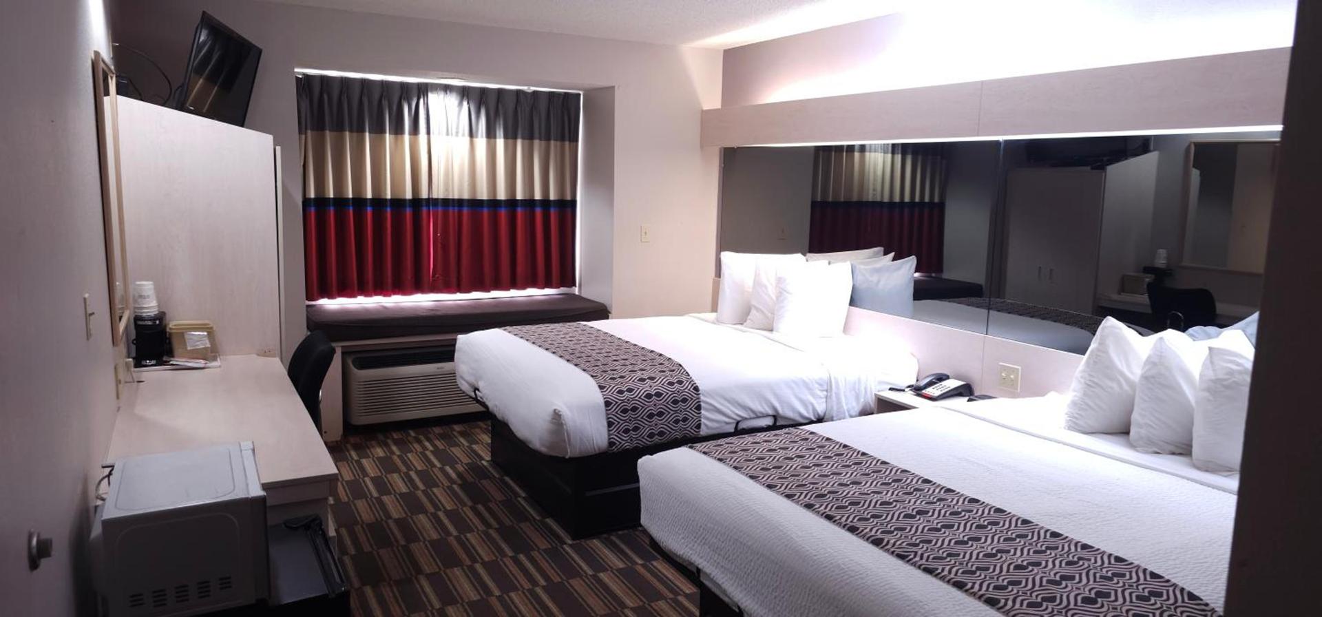 Microtel Inn & Suites Claremore Route 66 photo 38