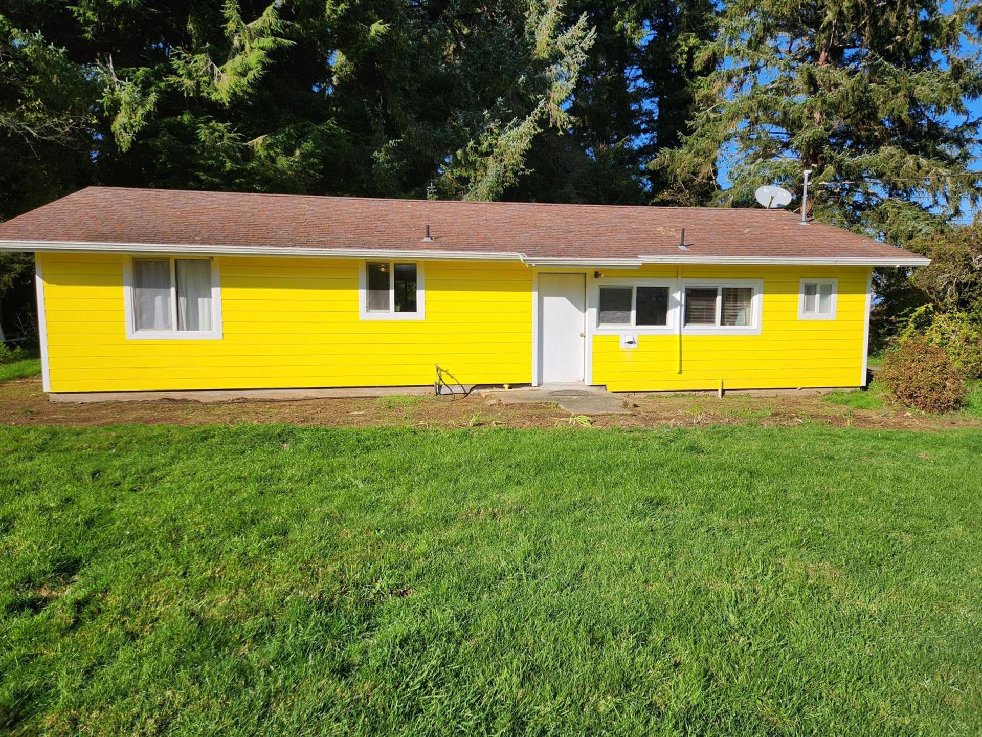 Lakeside Hostel & Guest House photo 33