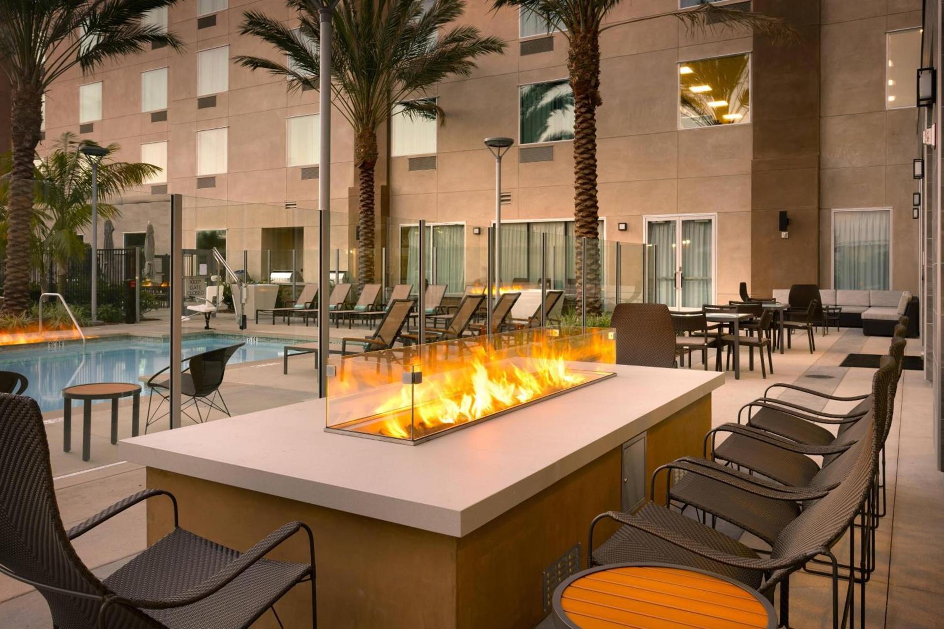 Courtyard by Marriott Los Angeles LAX/Hawthorne photo 26