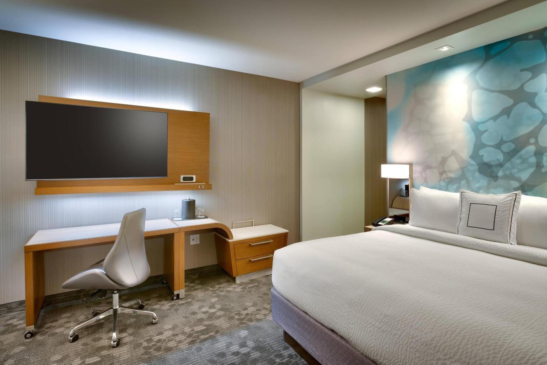 Courtyard by Marriott Los Angeles LAX/Hawthorne photo 14