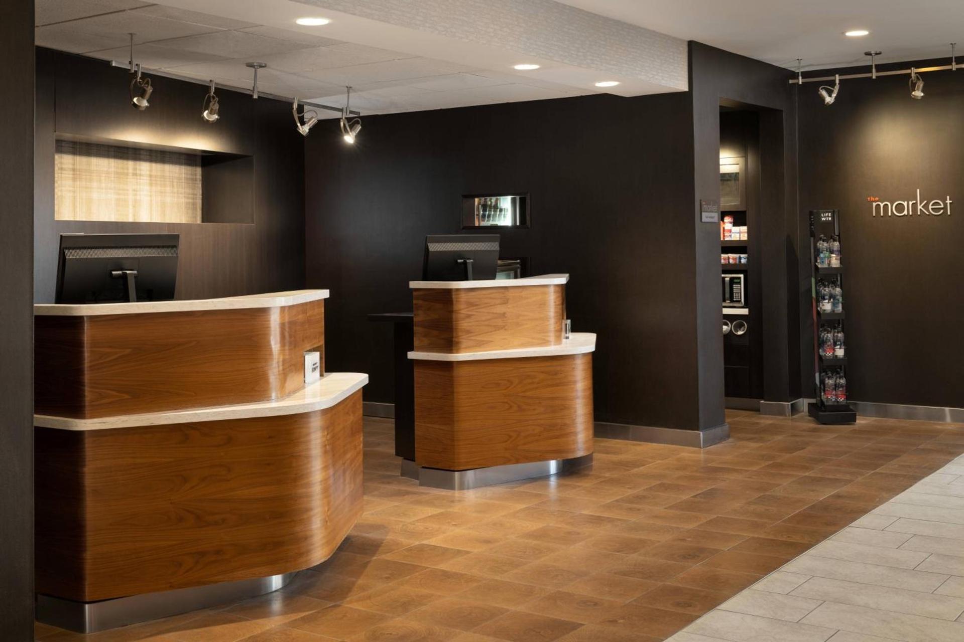 Courtyard by Marriott Phoenix Mesa photo 3