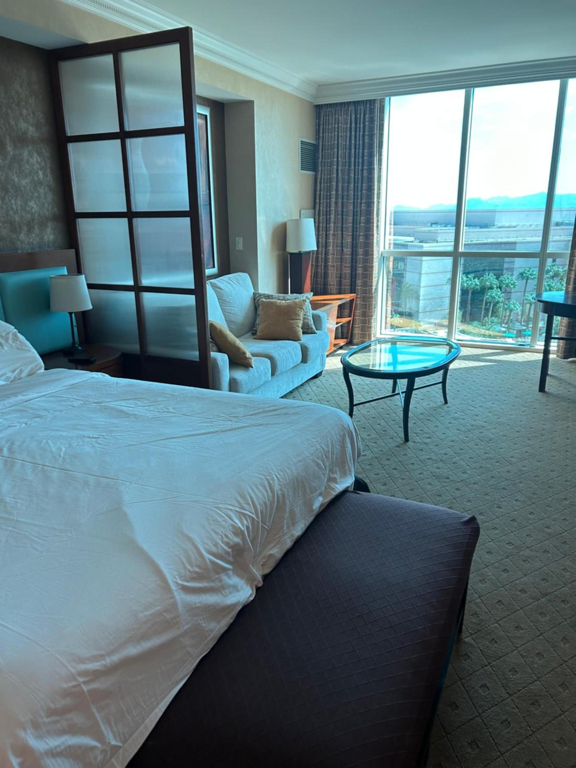 MGM Signature free parking No resort fee photo 18