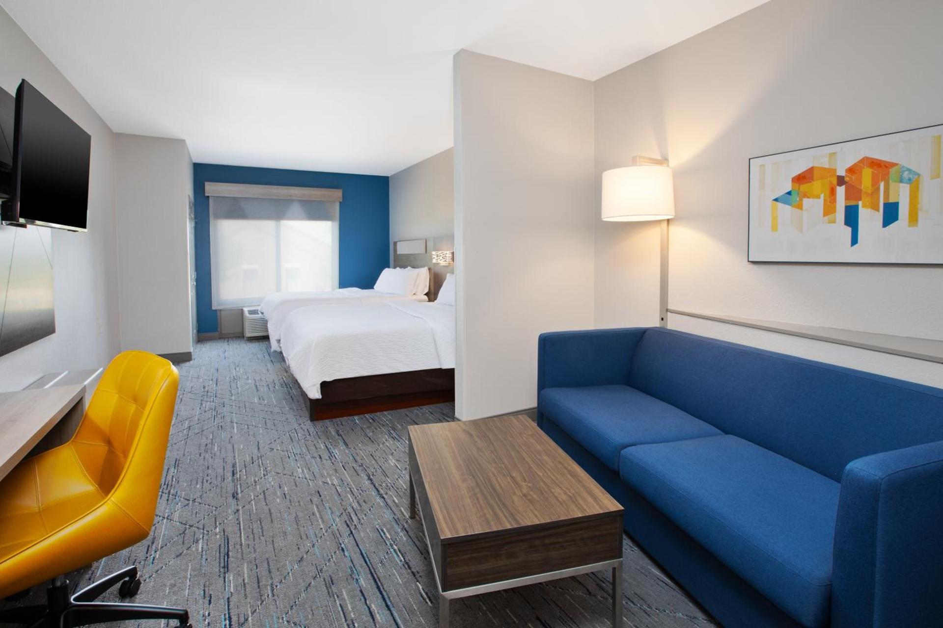Holiday Inn Express & Suites Milwaukee NW - Park Place by IHG photo 26