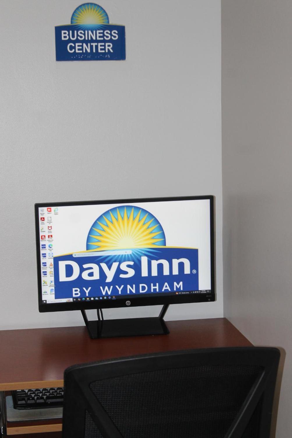 Days Inn by Wyndham Budd Lake photo 18