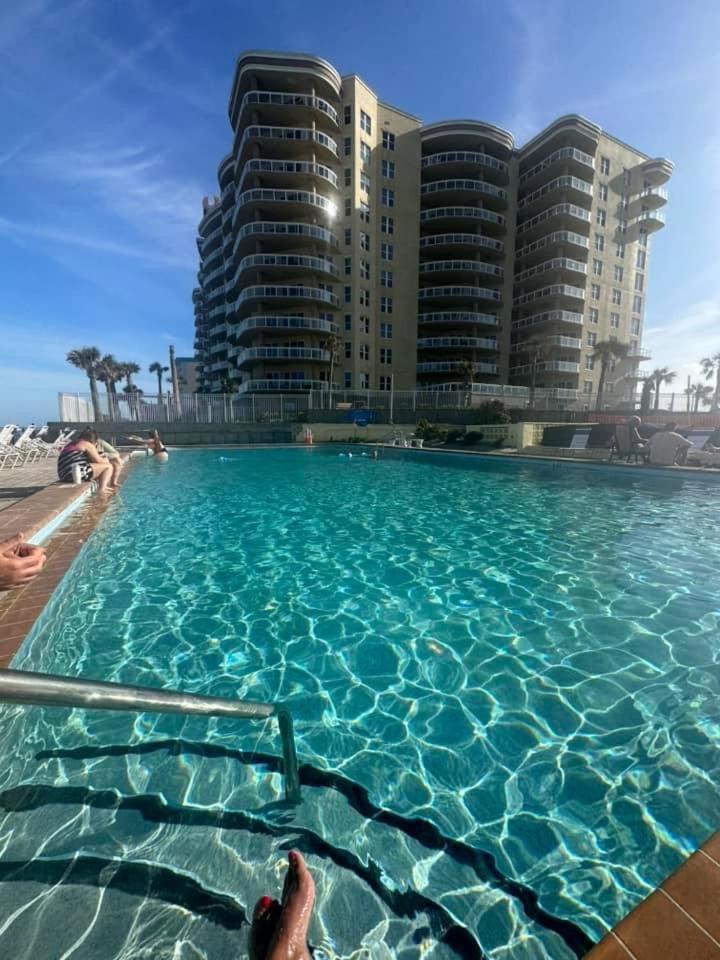 Single, Double or Quad Oceanview Studios - Direct Beach Access, Oceanfront Pool & Tiki photo 25
